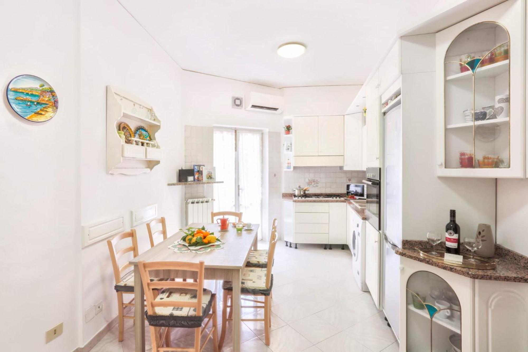 Sorrentovibes - Modern Apartment With Terrace, Swimming Pool&Tennis Bagian luar foto