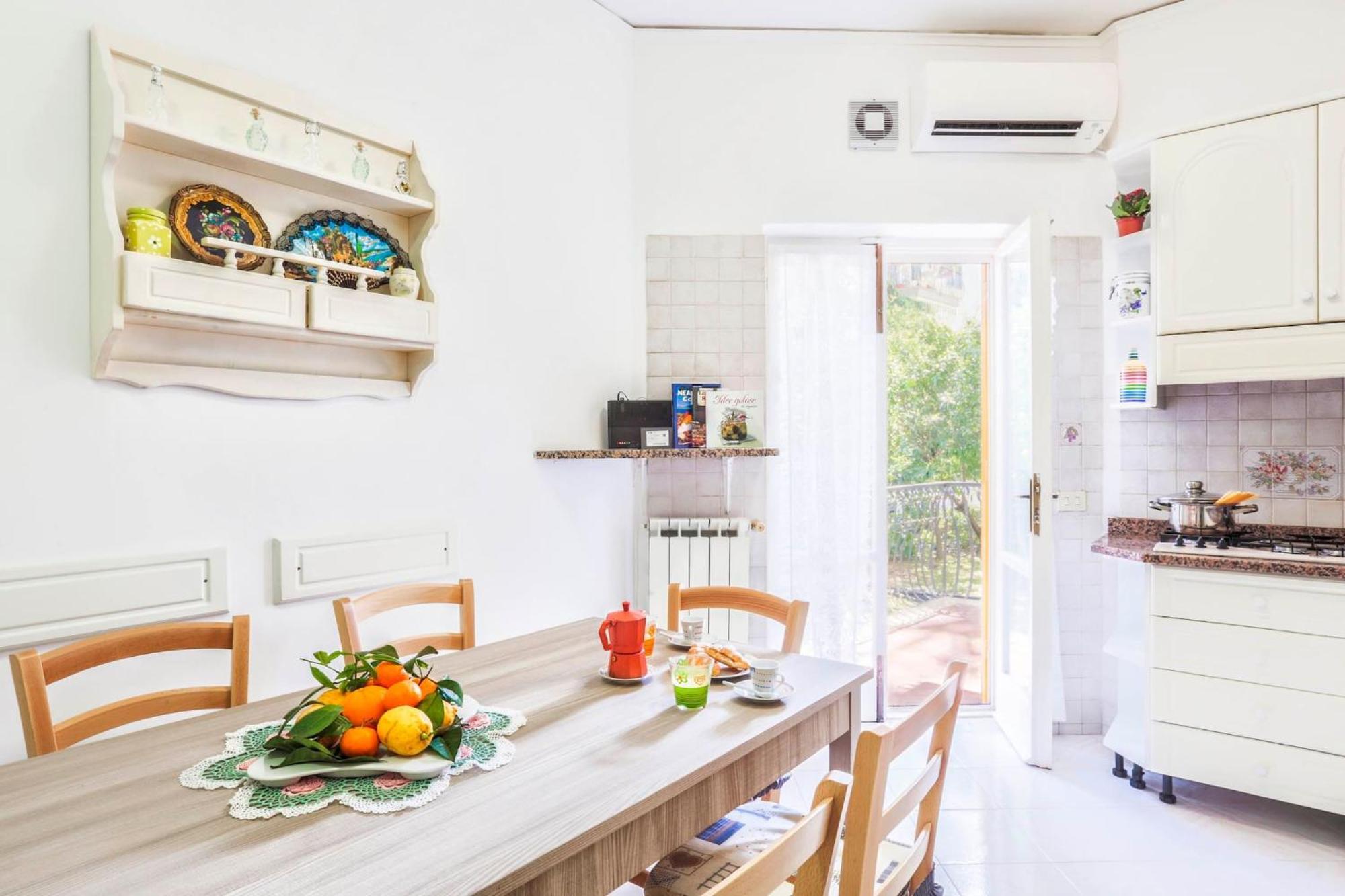 Sorrentovibes - Modern Apartment With Terrace, Swimming Pool&Tennis Bagian luar foto