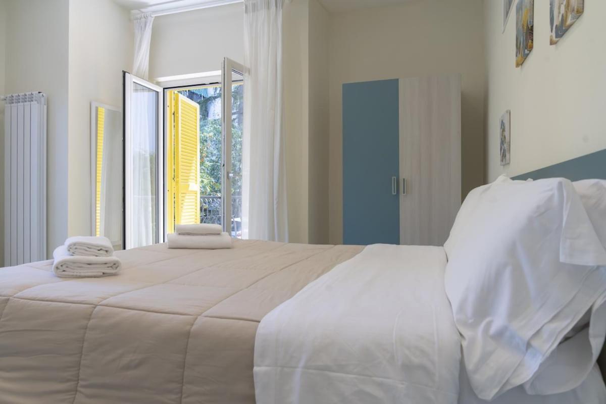 Sorrentovibes - Modern Apartment With Terrace, Swimming Pool&Tennis Bagian luar foto