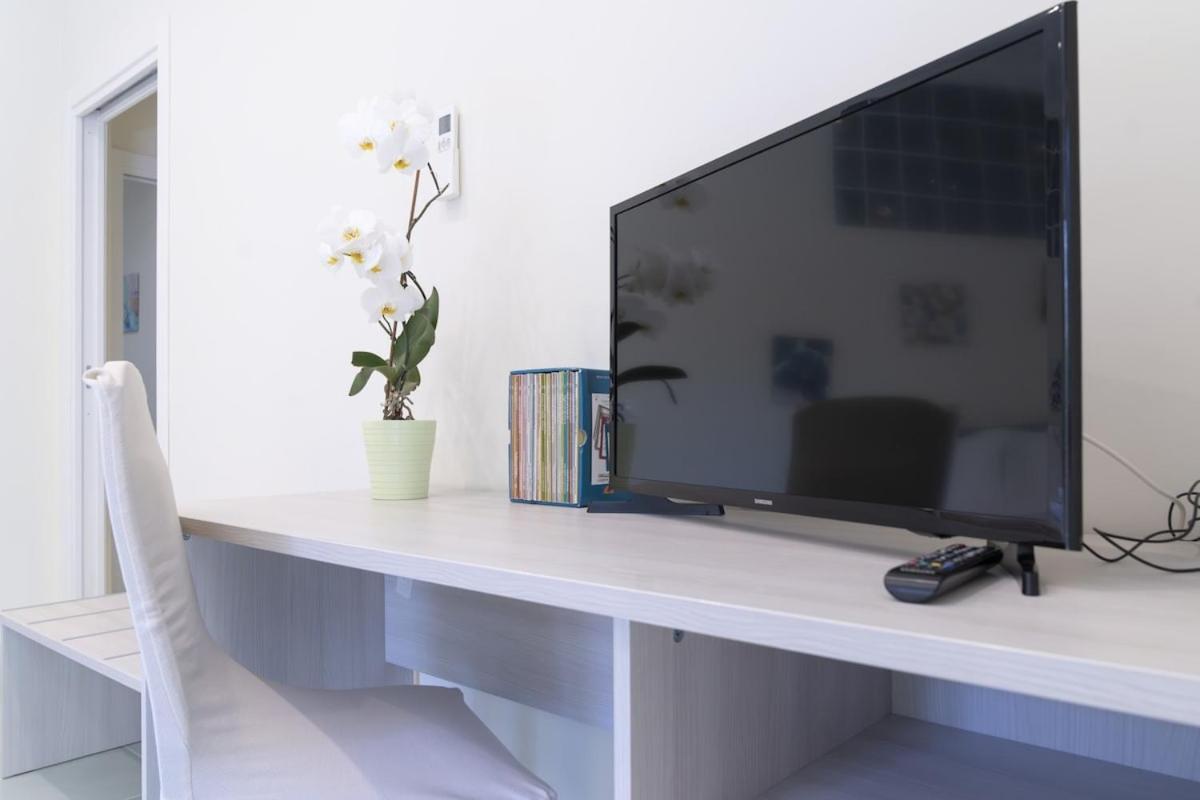 Sorrentovibes - Modern Apartment With Terrace, Swimming Pool&Tennis Bagian luar foto