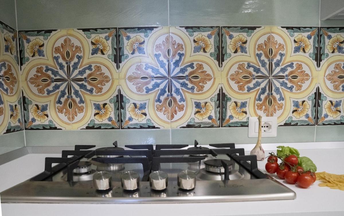 Sorrentovibes - Modern Apartment With Terrace, Swimming Pool&Tennis Bagian luar foto